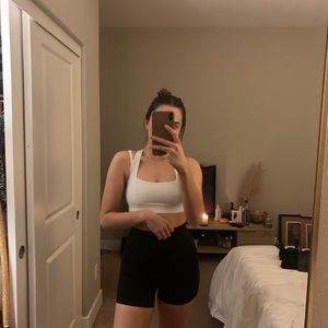 ✨LULULEMON SPORTS BRA